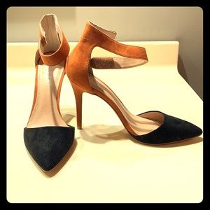 Charles David Pumps